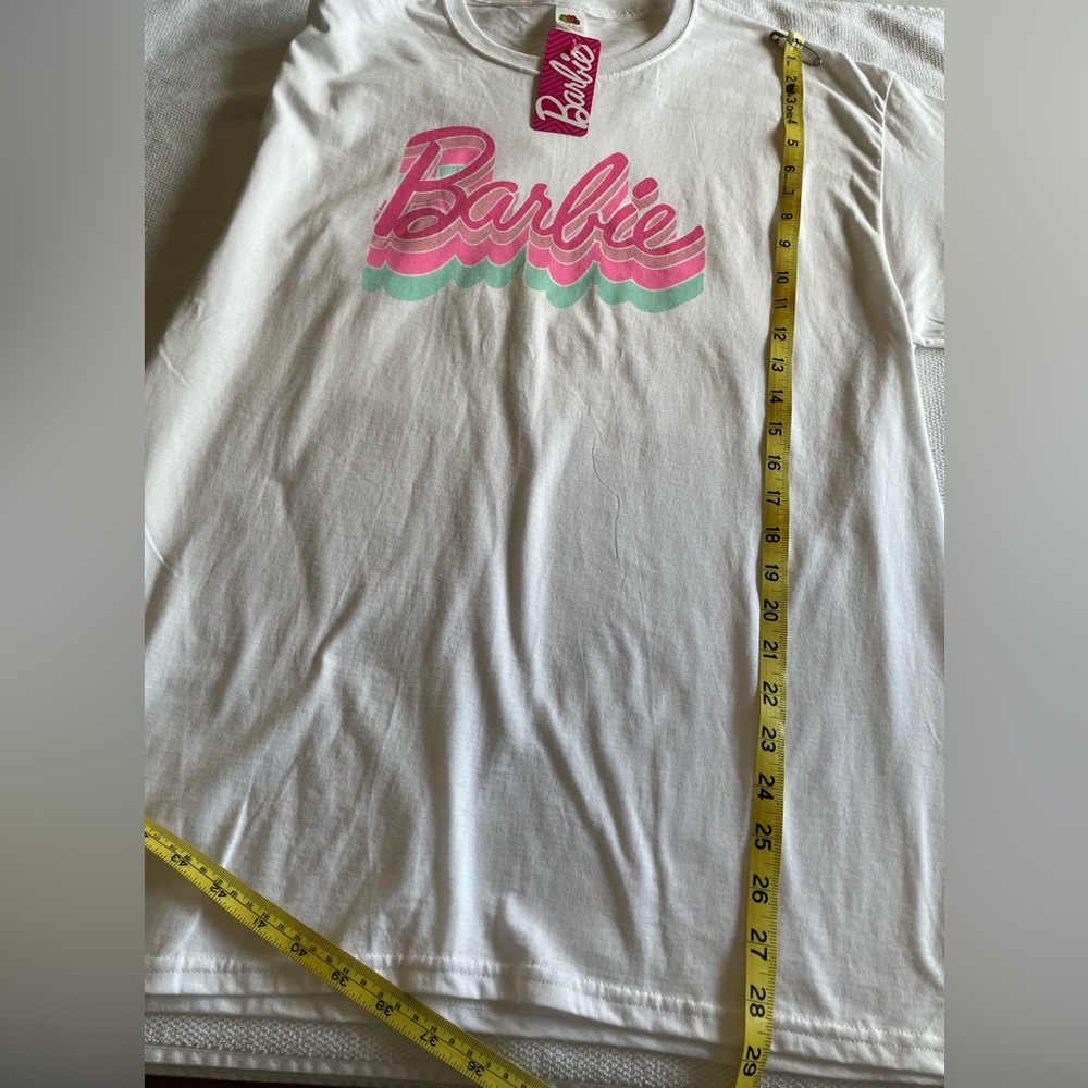 Barbie. Women’s T- Shirt. New - Picture 5 of 5